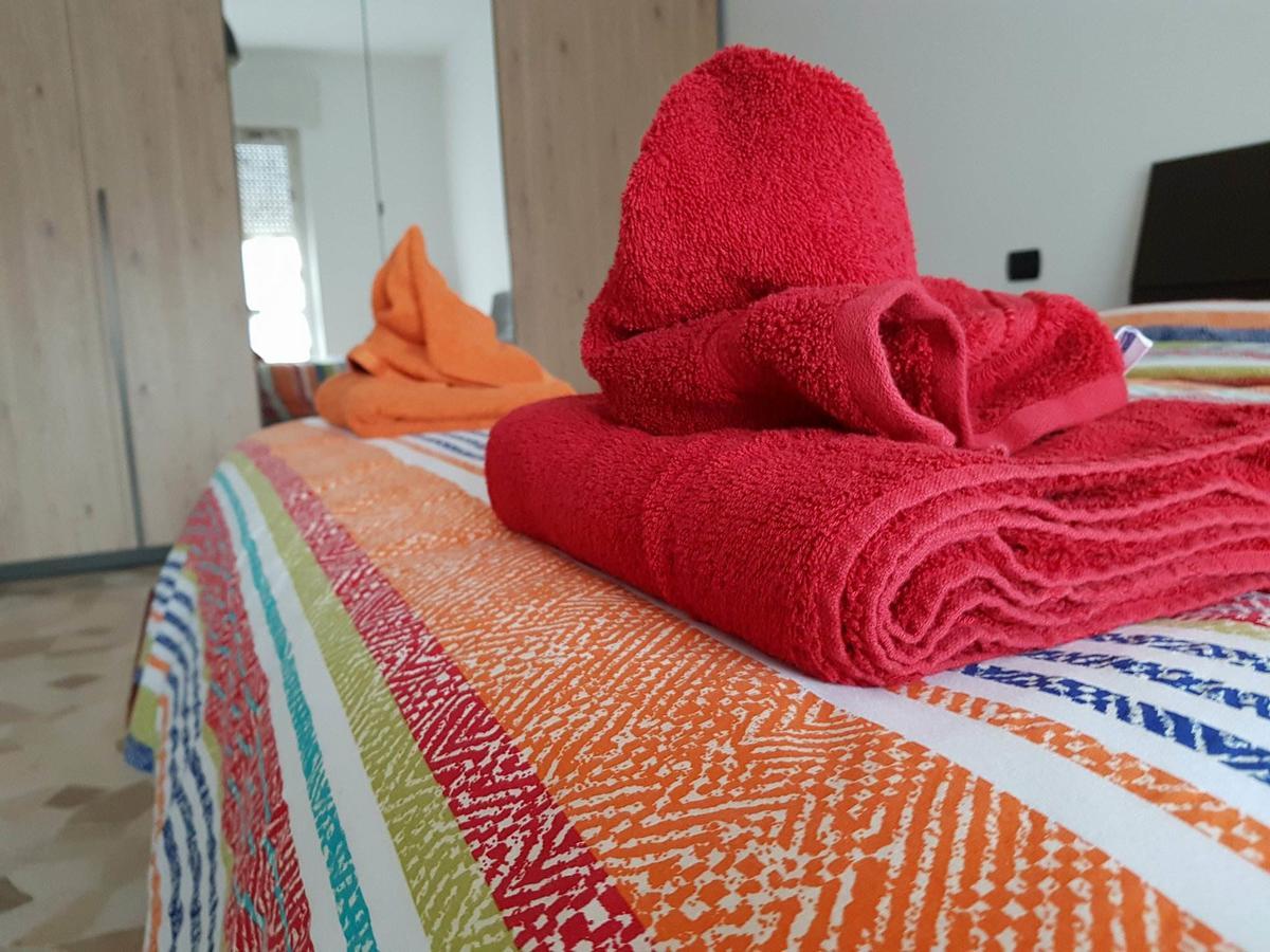 Helloguesthouse Olgiate Comasco Eksteriør bilde