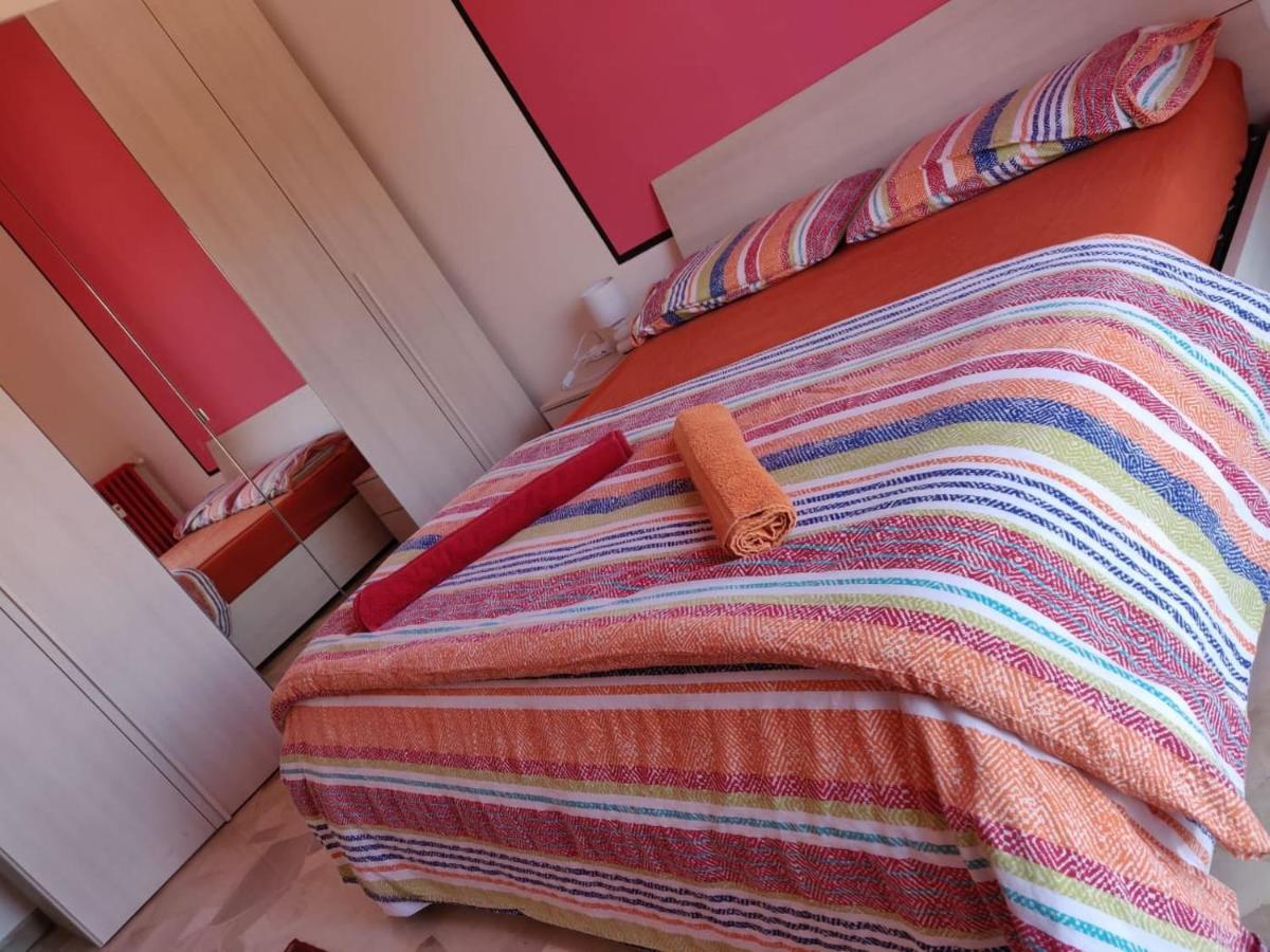 Helloguesthouse Olgiate Comasco Eksteriør bilde