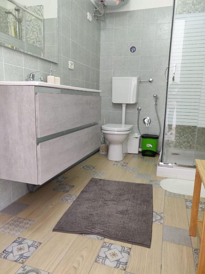 Helloguesthouse Olgiate Comasco Eksteriør bilde
